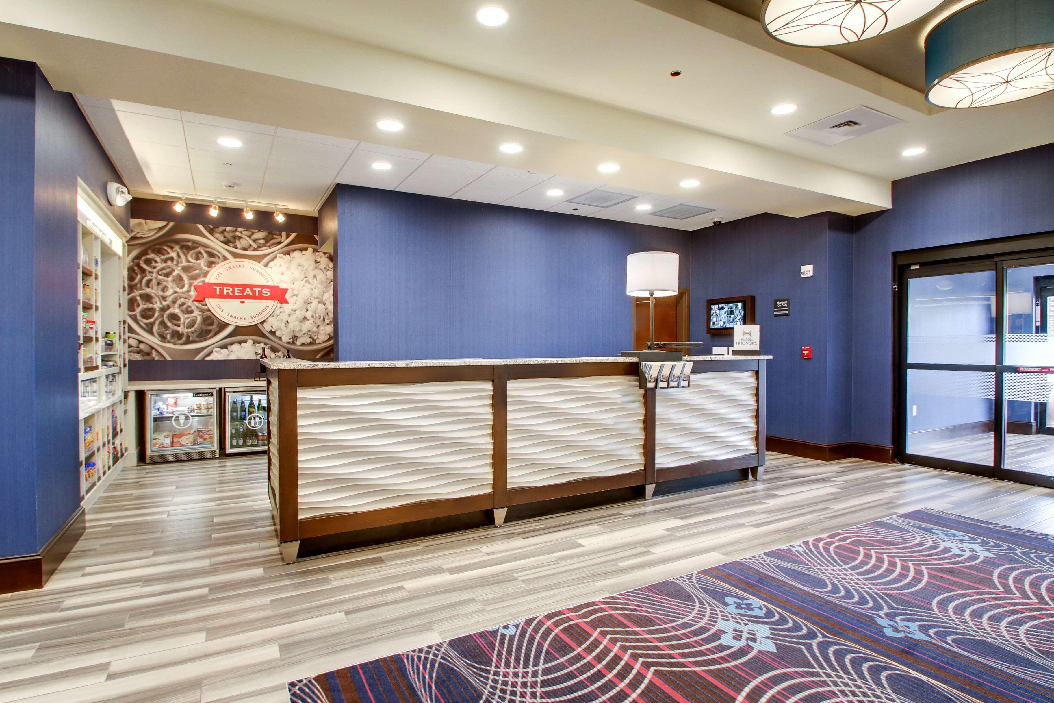 Hampton Inn&Suites Greenville Airport Extérieur photo