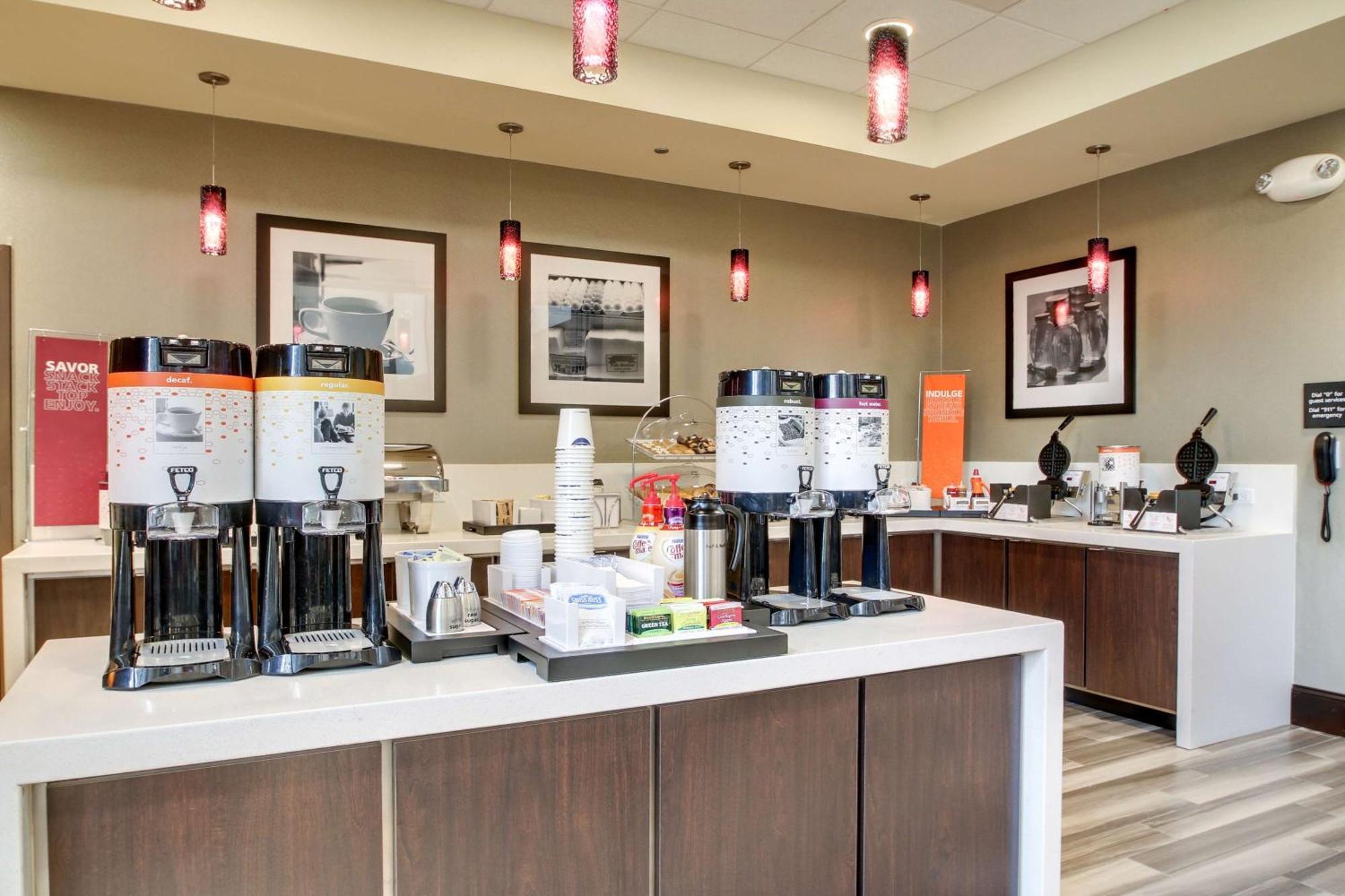 Hampton Inn&Suites Greenville Airport Extérieur photo