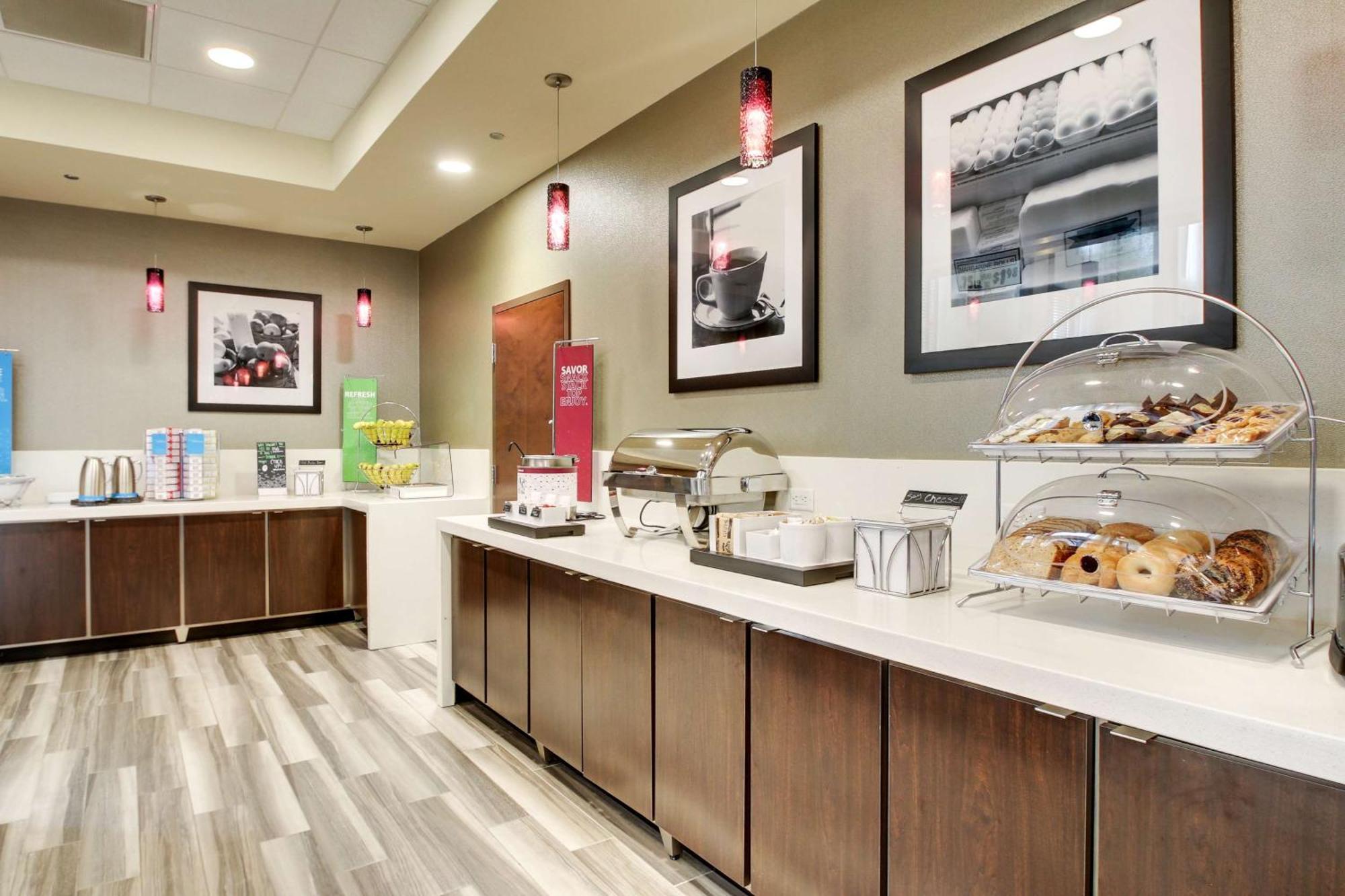 Hampton Inn&Suites Greenville Airport Extérieur photo
